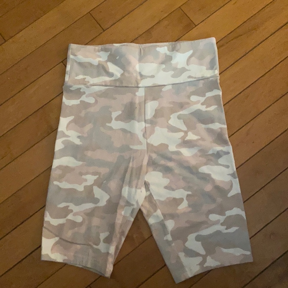Camo biker shorts in great condition.